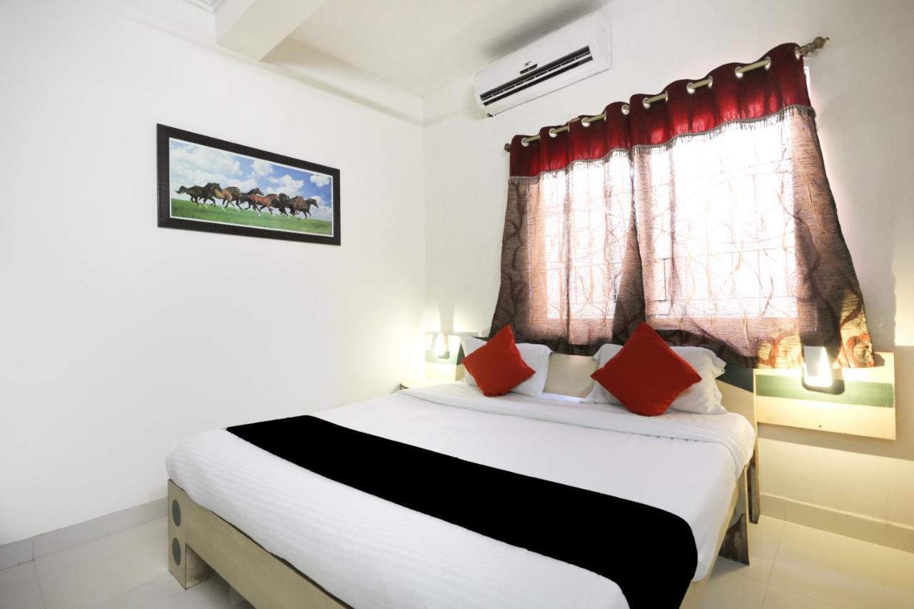 Collection O 3761 Shree Datta Hotel