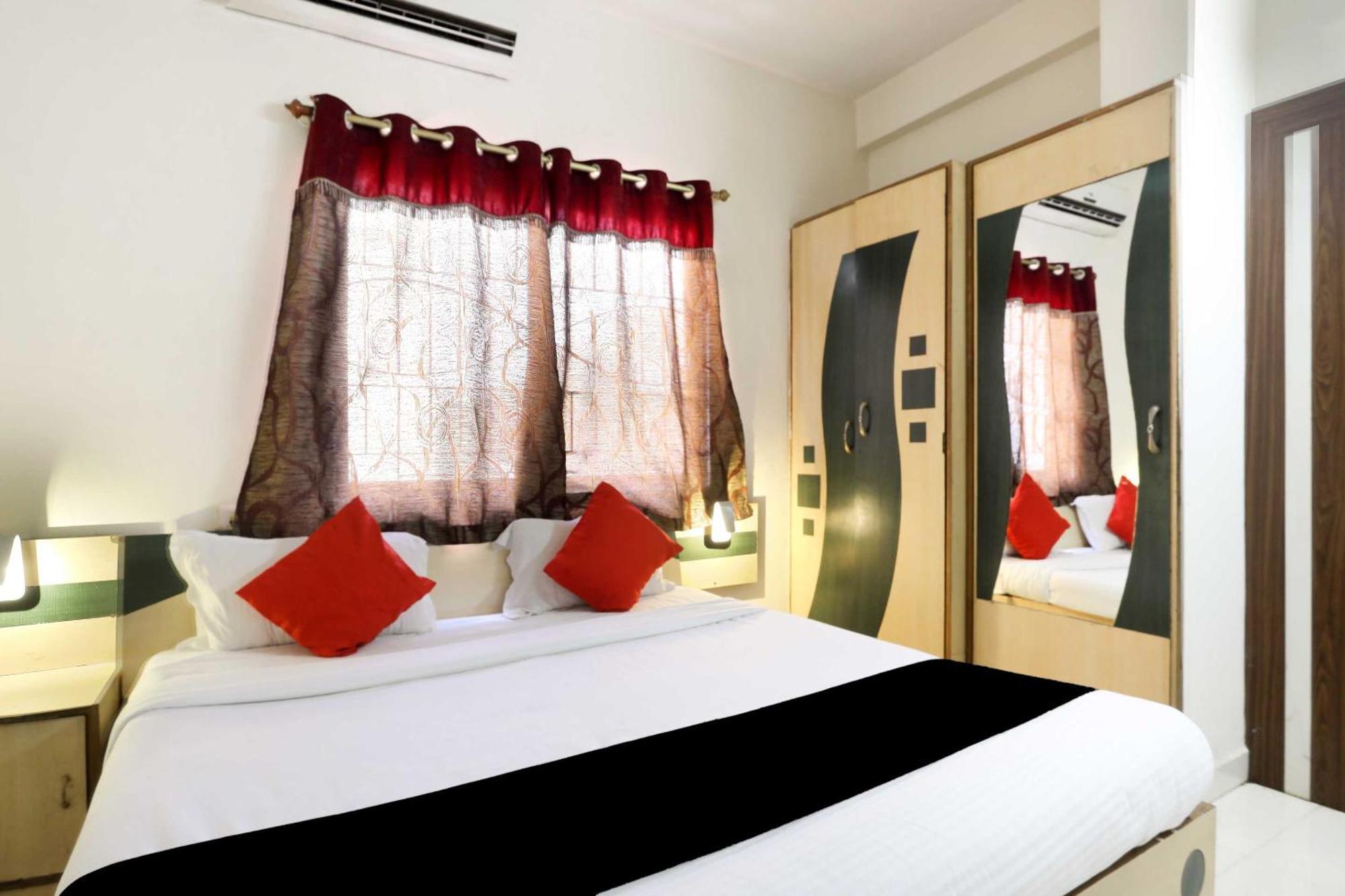 Hotel Collection O 3761 Shree Datta Indore
