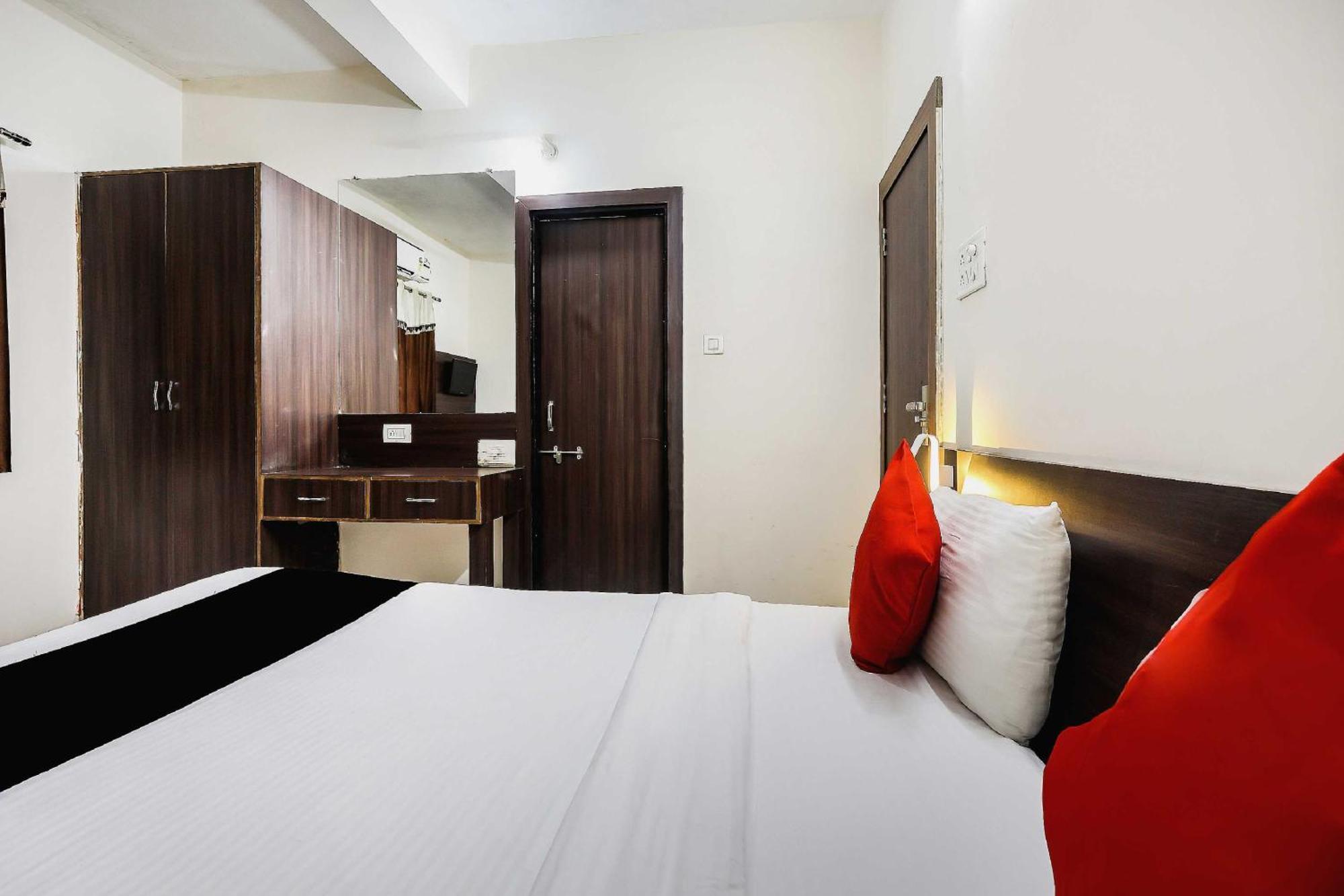 Hotel Collection O 3761 Shree Datta
