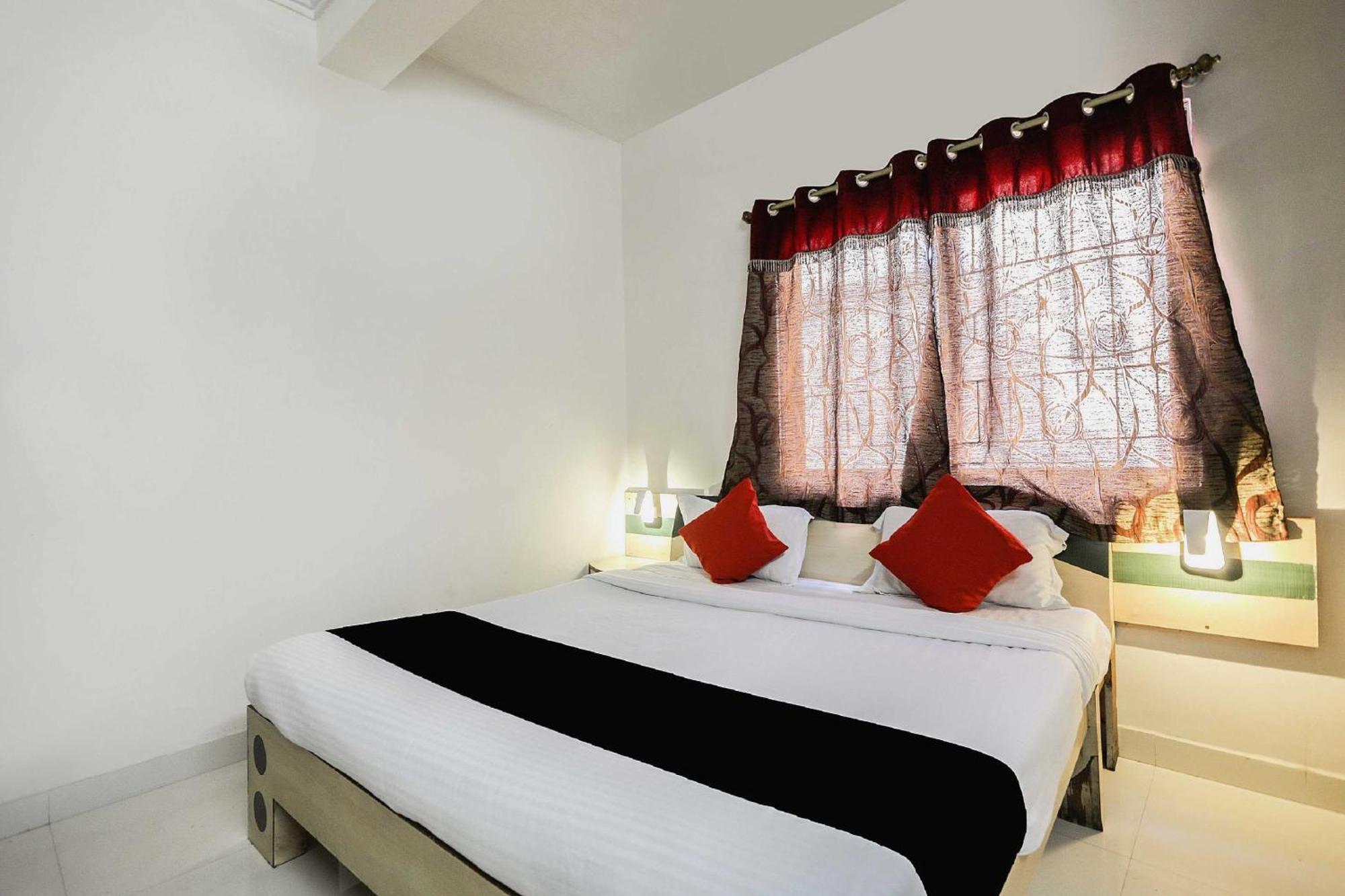 Hotel Collection O 3761 Shree Datta Indore