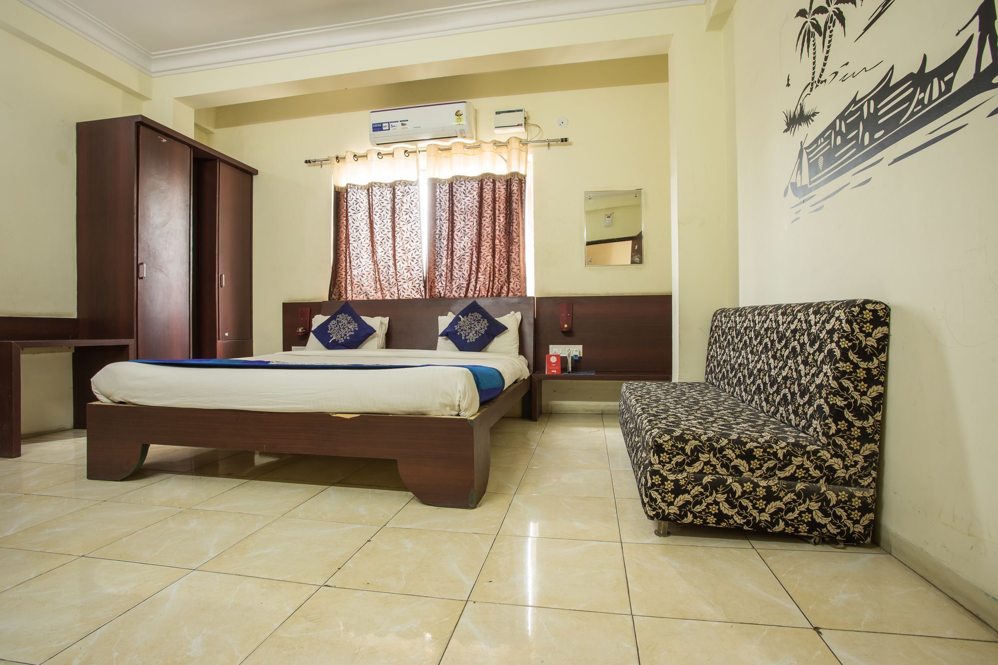Collection O 3761 Shree Datta Hotel